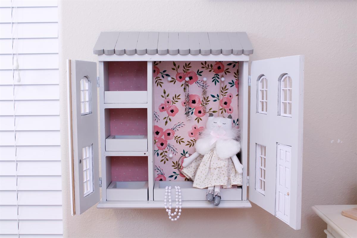 Handcrafted Dollhouse-Style Wall-Mounted Jewelry Organizer