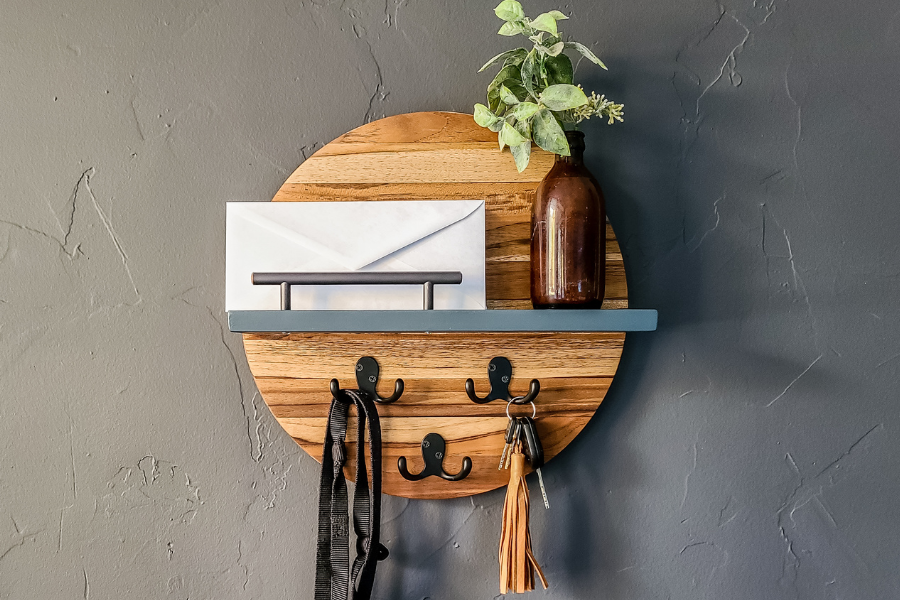 Handcrafted Round Wooden Key & Mail Organizer – Wall-Mounted Entryway Storage