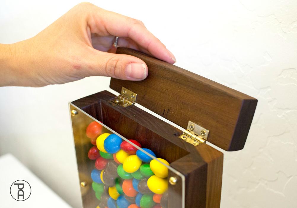 Handcrafted Wooden Candy Dispenser – Desktop Gumball Machine & Treat Station