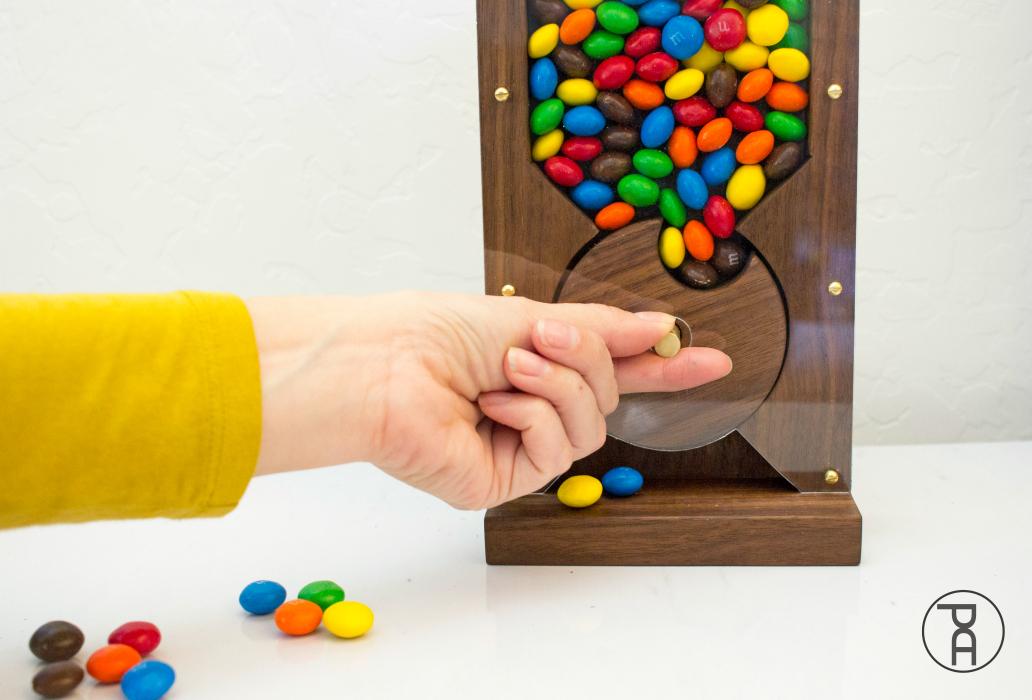 Handcrafted Wooden Candy Dispenser – Desktop Gumball Machine & Treat Station